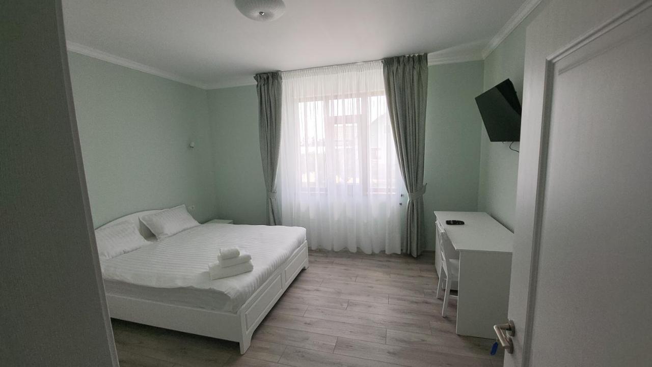 Colt De Rai Bed & Breakfast Hirtoape Exterior photo