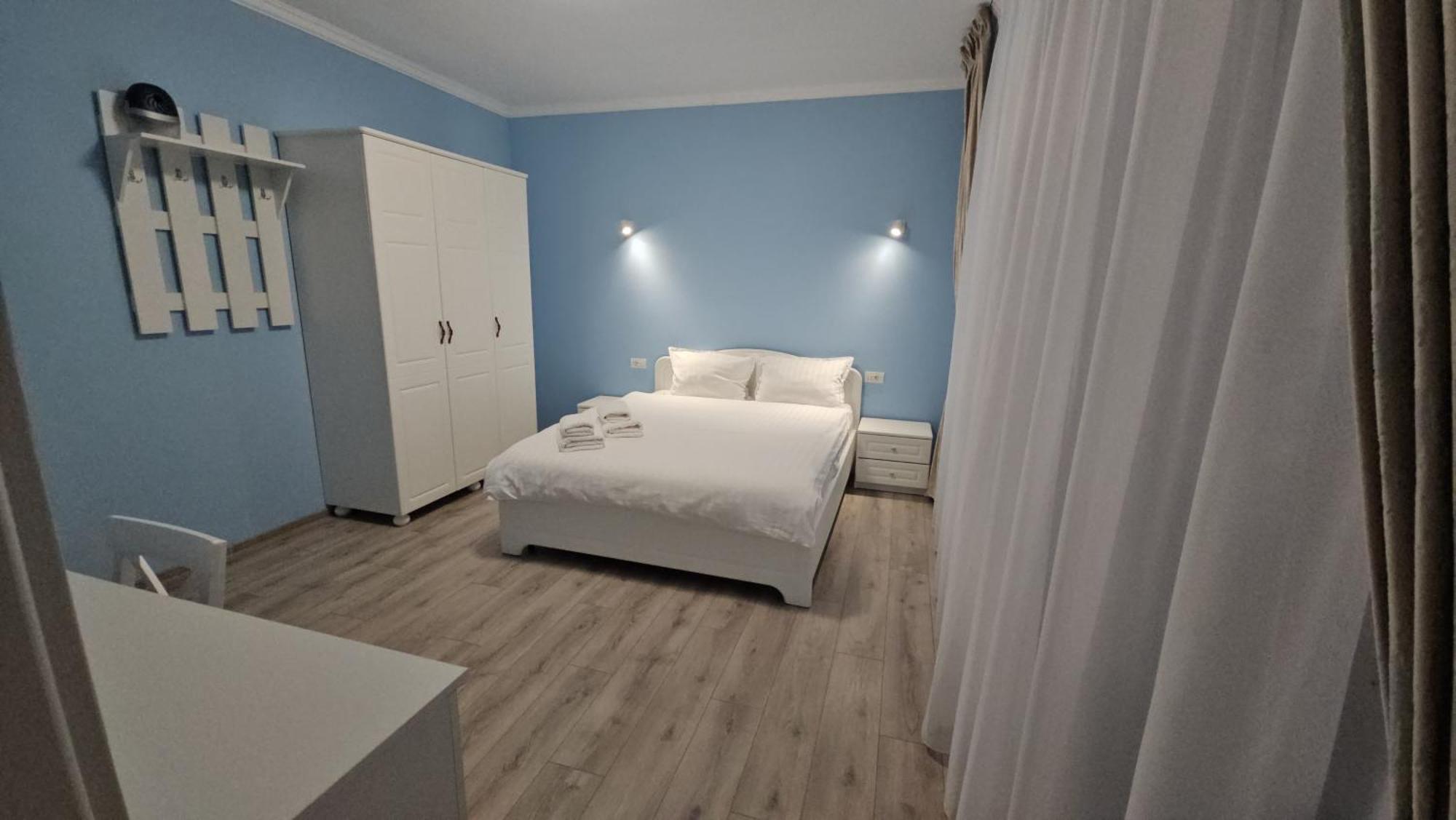 Colt De Rai Bed & Breakfast Hirtoape Exterior photo